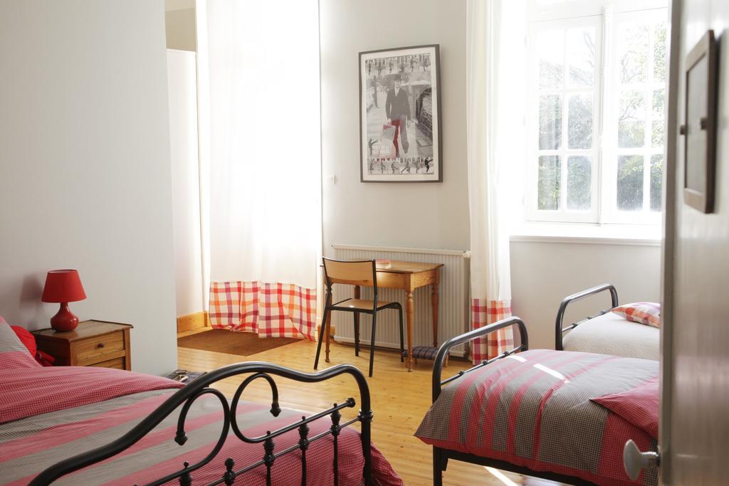 Bed and Breakfast La Bonne Ecole Les Landes-Genusson Camera foto