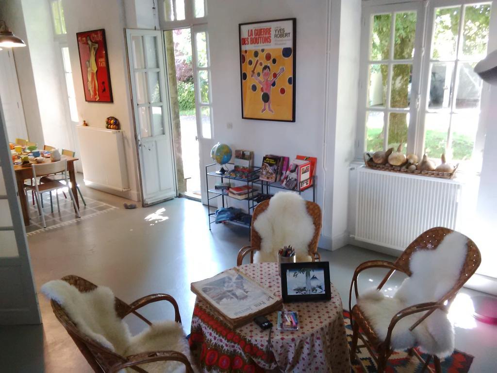 Bed and Breakfast La Bonne Ecole Les Landes-Genusson Esterno foto